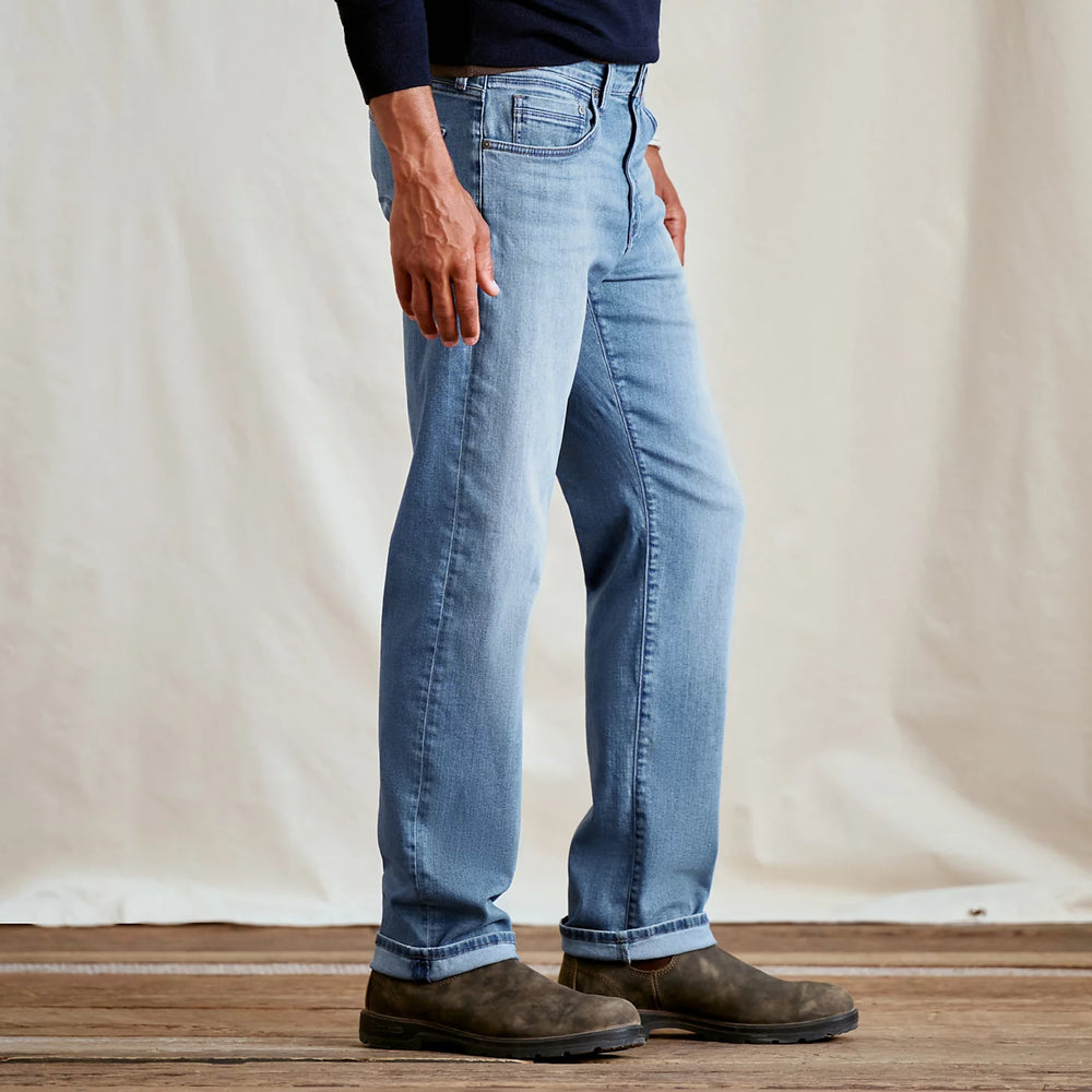 Mavi® Zach Williamsburg Straight-Leg Jeans