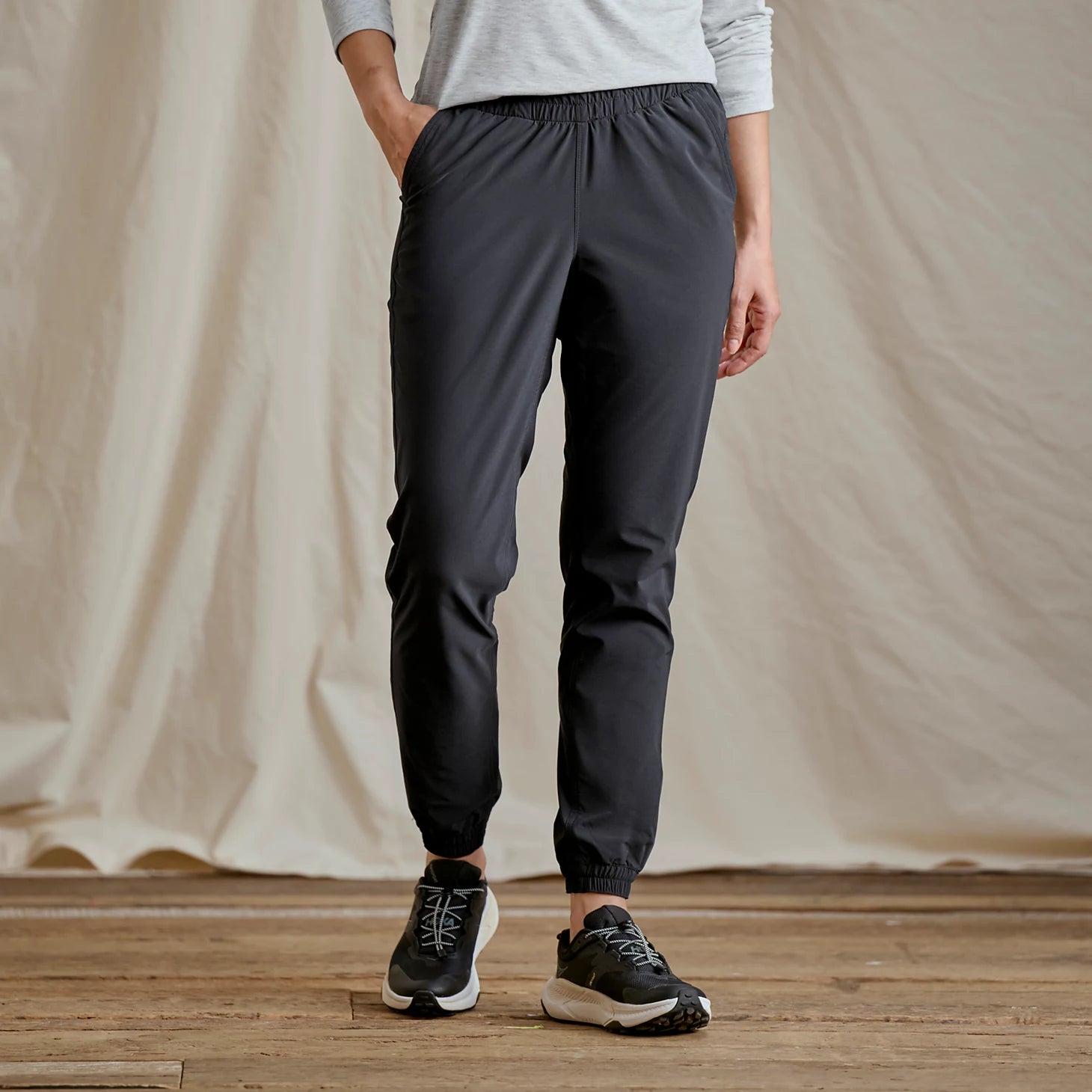 Women's Jackson Quick-Dry Joggers