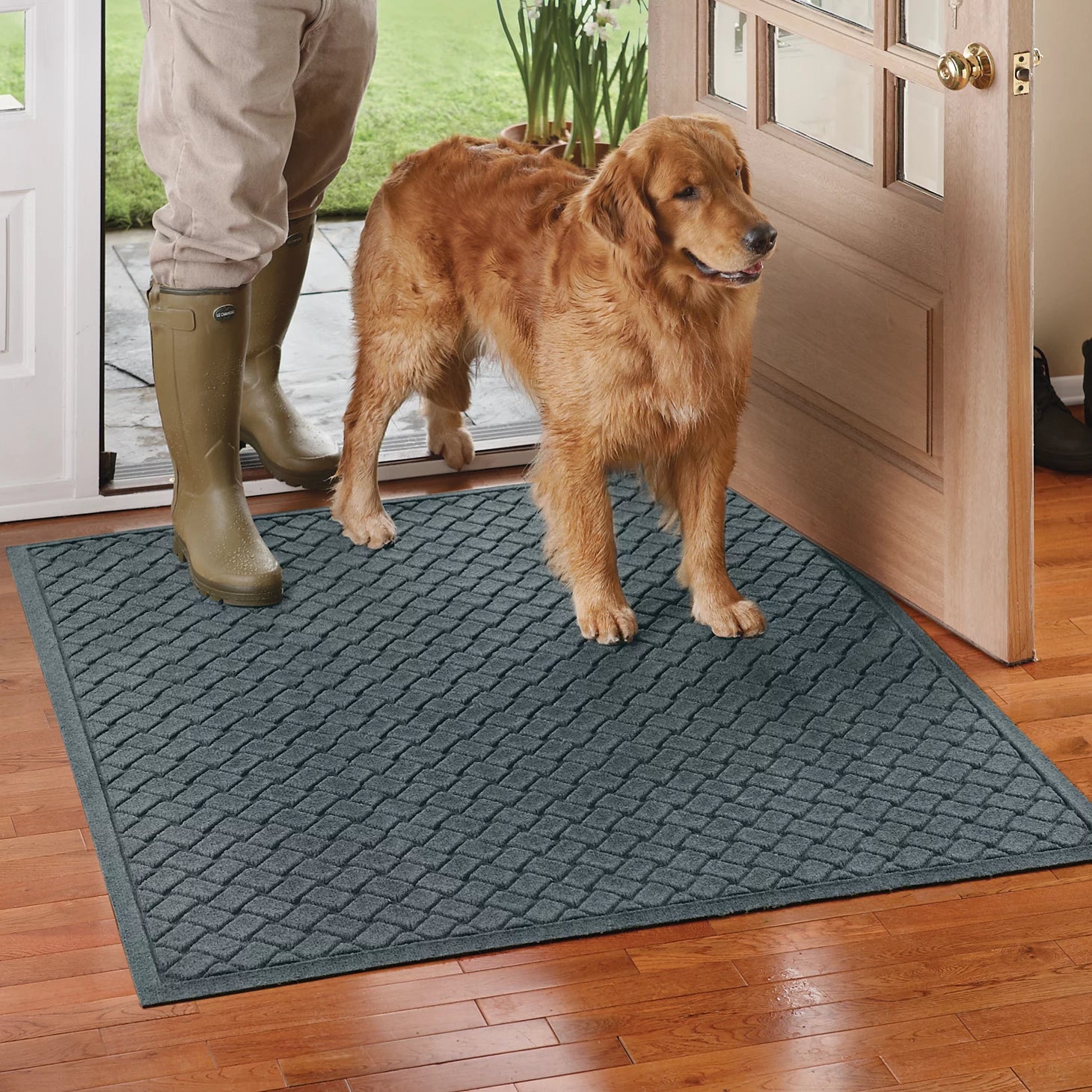 Recycled WaterHog® Basketweave Mat